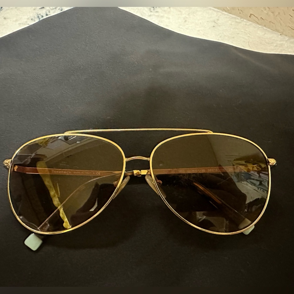 Tiffany & Co diamond point pilot sunglasses